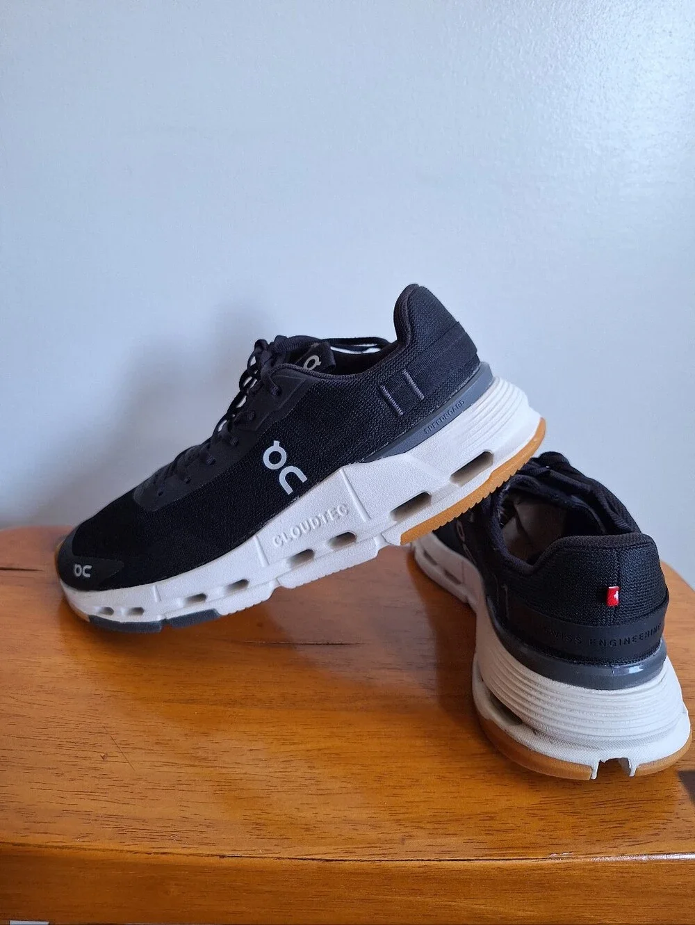 On Cloudnova Form 2 Women's Black/ Ivory Size 6.5
